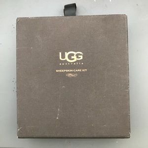 Ugg Sheepskin Care Kit